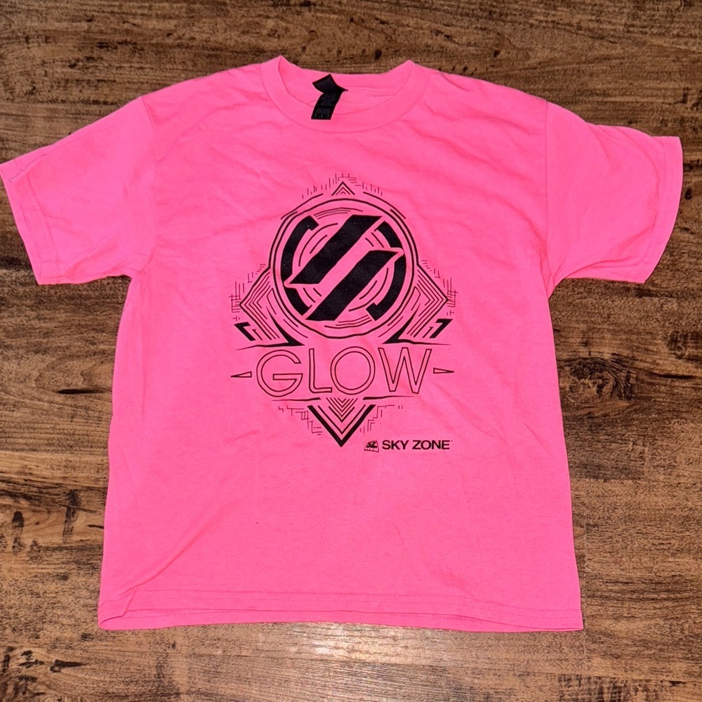 Gildan Vibrant Pink Heavy Cotton T-Shirt